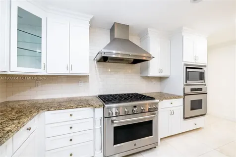4160 Bay Point Road Miami FL 33137