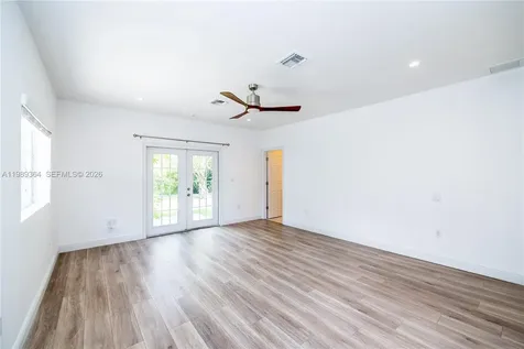 4160 Bay Point Road Miami FL 33137