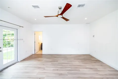 4160 Bay Point Road Miami FL 33137