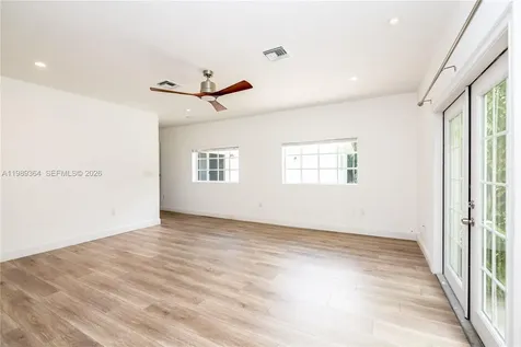 4160 Bay Point Road Miami FL 33137