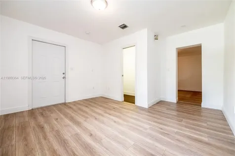 4160 Bay Point Road Miami FL 33137