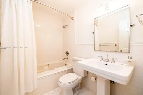 4160 Bay Point Road Miami FL 33137