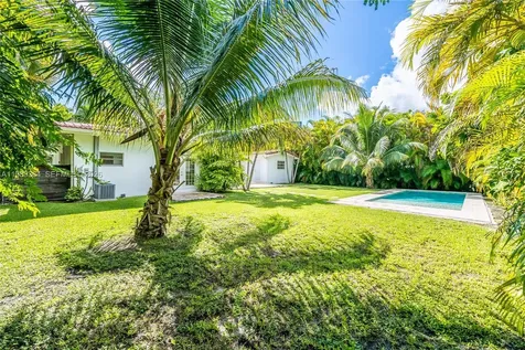 4160 Bay Point Road Miami FL 33137
