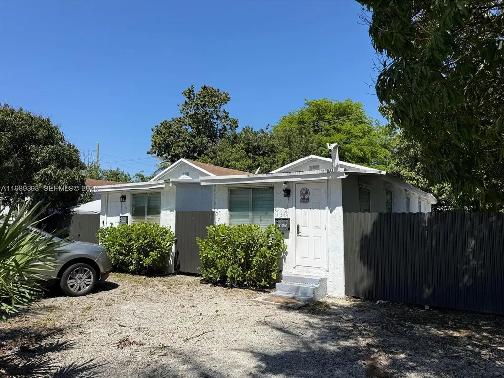 10601 SW 173rd Street Miami FL 33157
