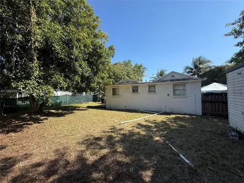 10601 SW 173rd Street Miami FL 33157