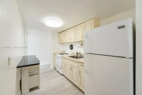 1936 S Ocean Drive Hallandale Beach FL 33009