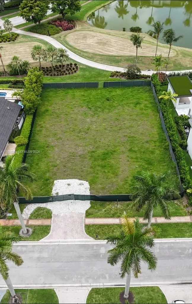 17591 Scarsdale Way Boca Raton FL 33496