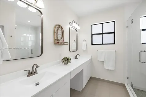 14606 SW 22nd Terrace Miami FL 33175