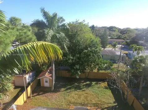820 SW 26th Street Fort Lauderdale FL 33315
