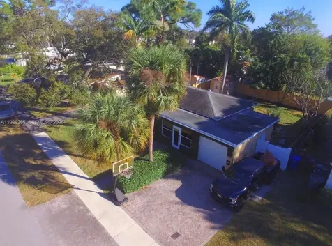 820 SW 26th Street Fort Lauderdale FL 33315
