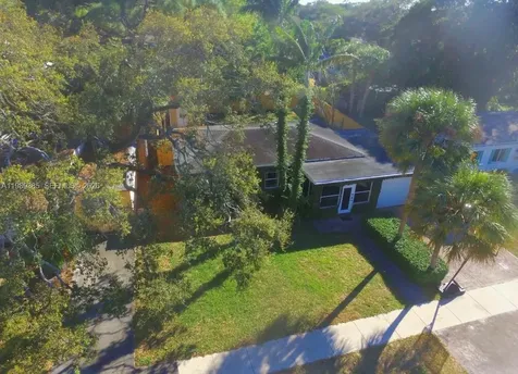 820 SW 26th Street Fort Lauderdale FL 33315