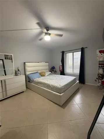 718 Sunny Pine Way Green Acres FL 33415