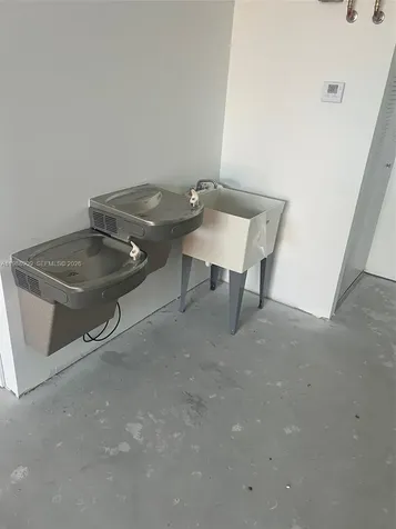 11890 SW 220th Street Miami FL 33170