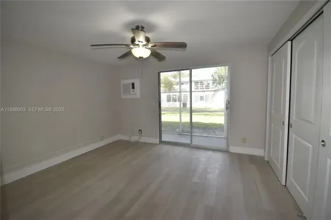 152 Ventnor J Deerfield Beach FL 33442