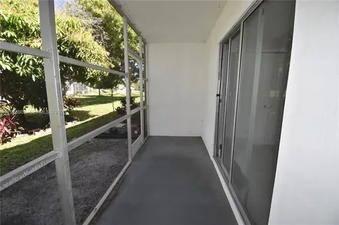 152 Ventnor J Deerfield Beach FL 33442