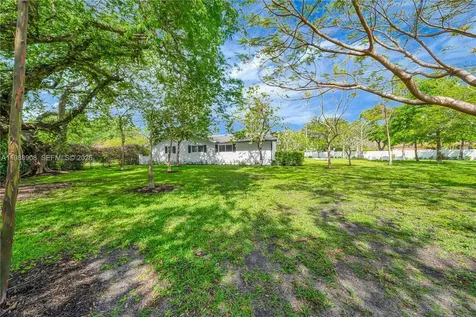 10705 SW 128th Terrace Miami FL 33176