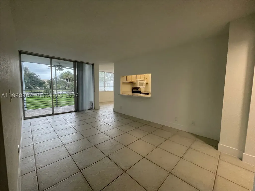 9441 Live Oak Place Davie FL 33324