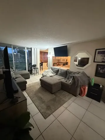 9441 Live Oak Place Davie FL 33324