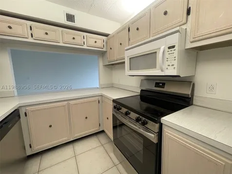9441 Live Oak Place Davie FL 33324