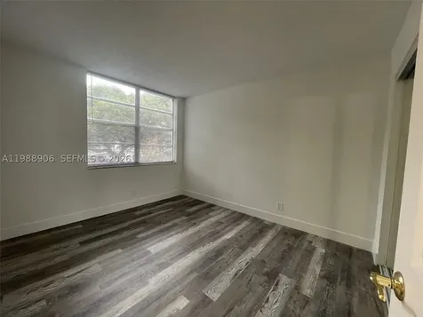 9441 Live Oak Place Davie FL 33324