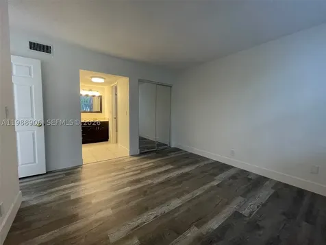 9441 Live Oak Place Davie FL 33324