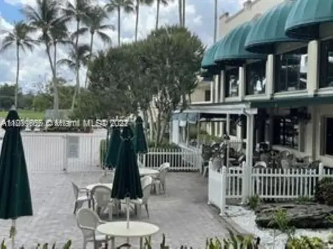 9441 Live Oak Place Davie FL 33324