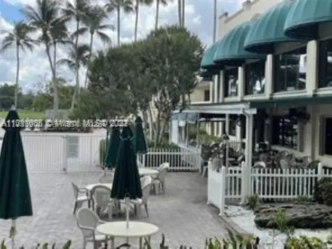 9441 Live Oak Place Davie FL 33324