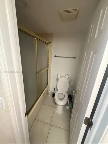 9441 Live Oak Place Davie FL 33324