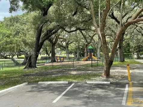 9441 Live Oak Place Davie FL 33324