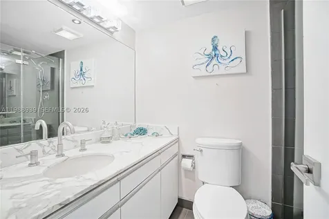 9 Island Avenue Miami Beach FL 33139