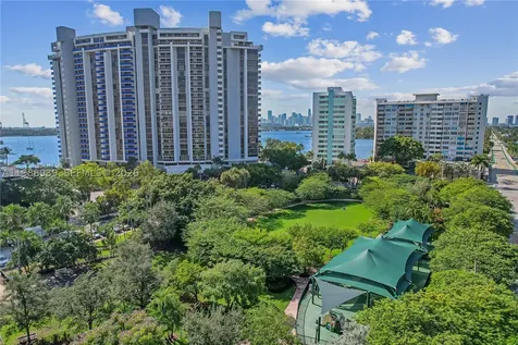9 Island Avenue Miami Beach FL 33139