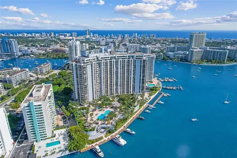 9 Island Avenue Miami Beach FL 33139