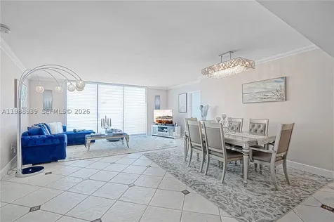 9 Island Avenue Miami Beach FL 33139