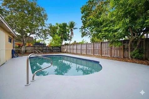 841 SW 55th Avenue Margate FL 33068