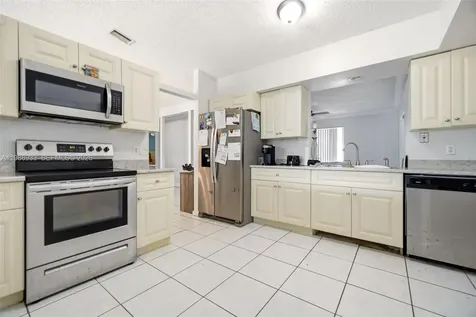 841 SW 55th Avenue Margate FL 33068