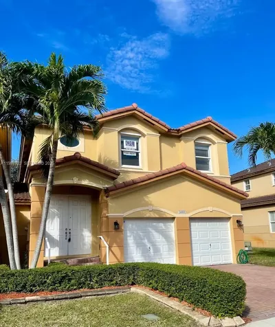 8666 NW 109th Court Doral FL 33178