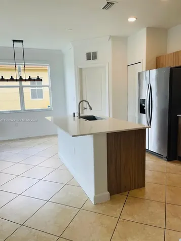 8666 NW 109th Court Doral FL 33178