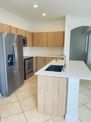 8666 NW 109th Court Doral FL 33178