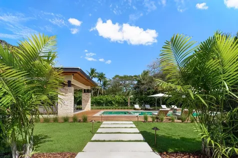 5545 SW 81st Terrace Miami FL 33143