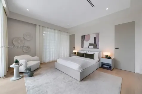 5545 SW 81st Terrace Miami FL 33143