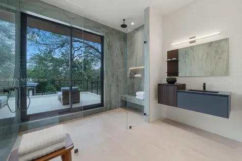 5545 SW 81st Terrace Miami FL 33143