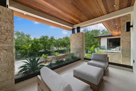 5545 SW 81st Terrace Miami FL 33143