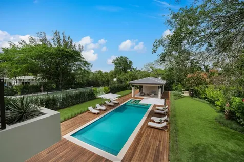 5545 SW 81st Terrace Miami FL 33143