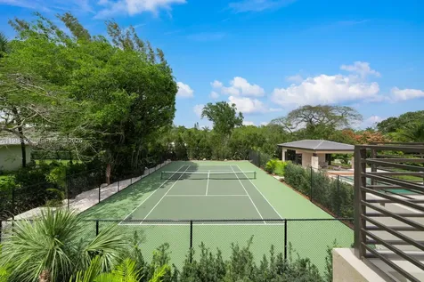 5545 SW 81st Terrace Miami FL 33143