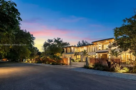 5545 SW 81st Terrace Miami FL 33143