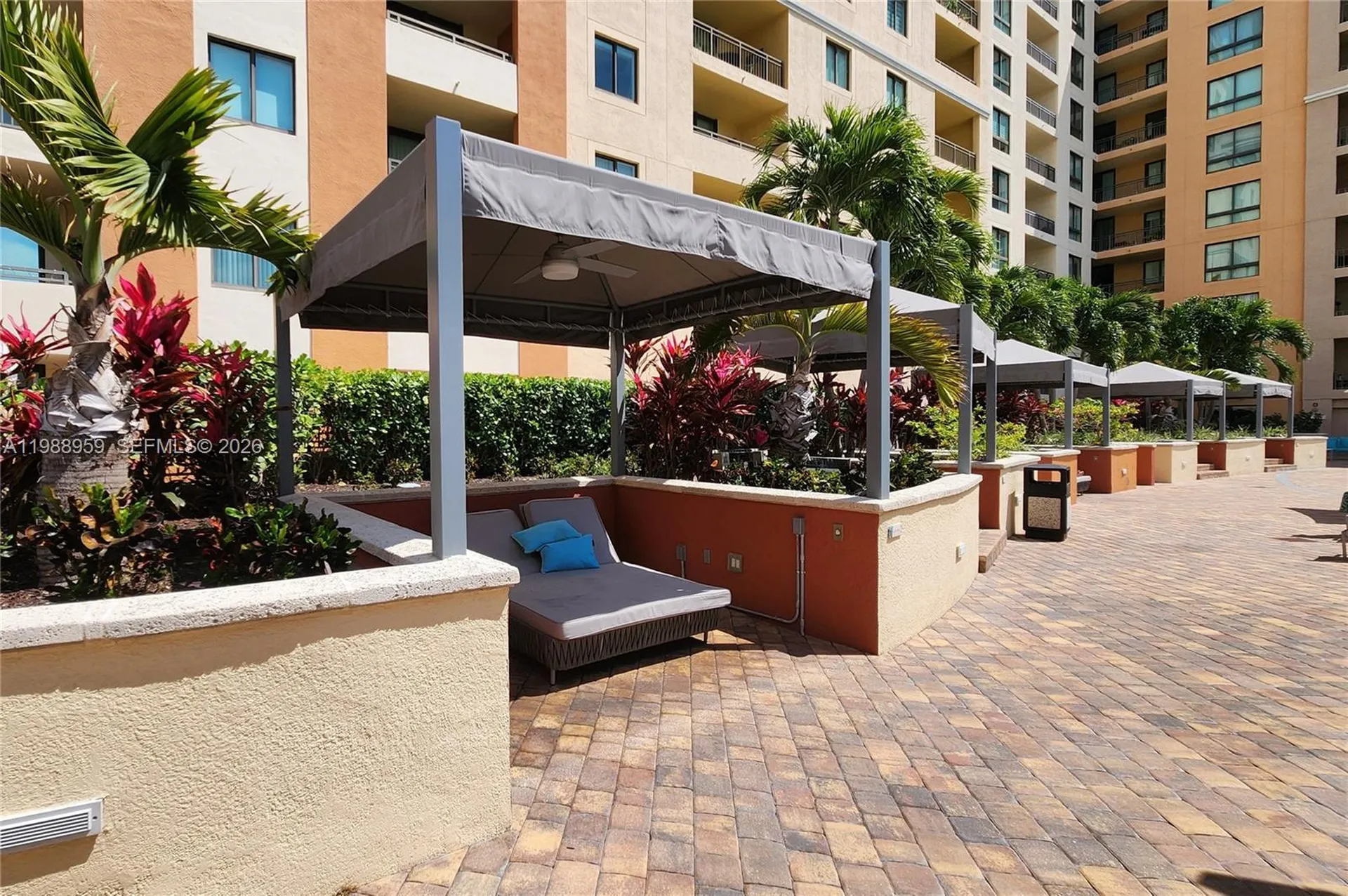 110 N Federal Highway Fort Lauderdale FL 33301