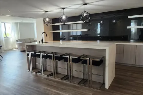 110 N Federal Highway Fort Lauderdale FL 33301