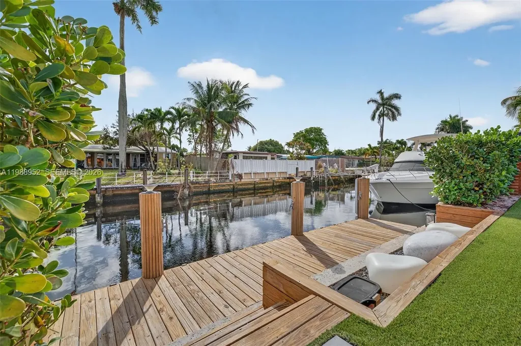 2436 Cat Cay Lane Fort Lauderdale FL 33312