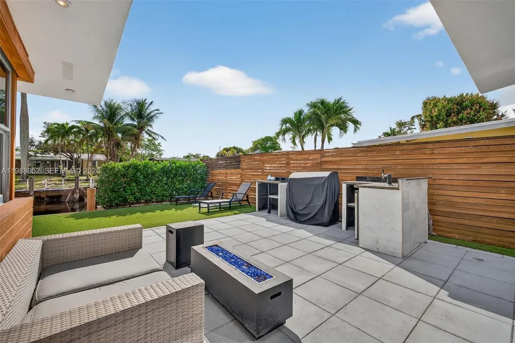 2436 Cat Cay Lane Fort Lauderdale FL 33312