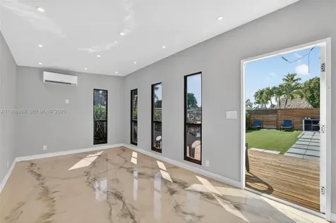 2436 Cat Cay Lane Fort Lauderdale FL 33312